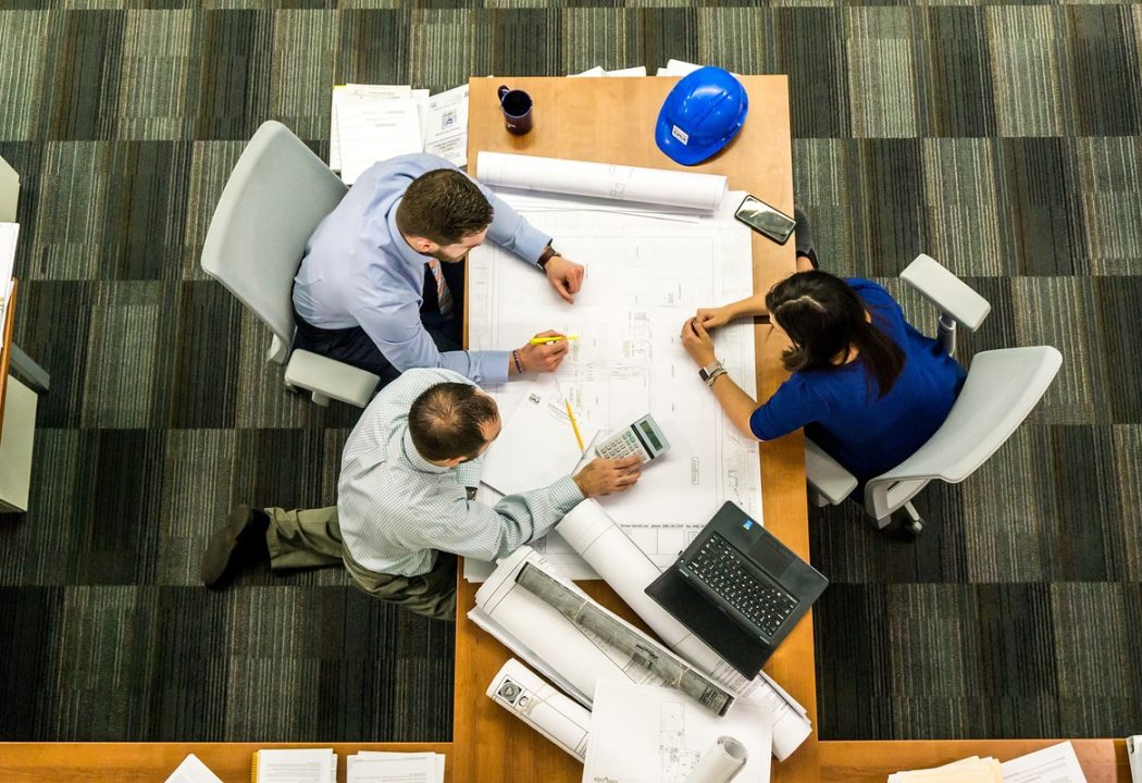meeting-2284501_1280